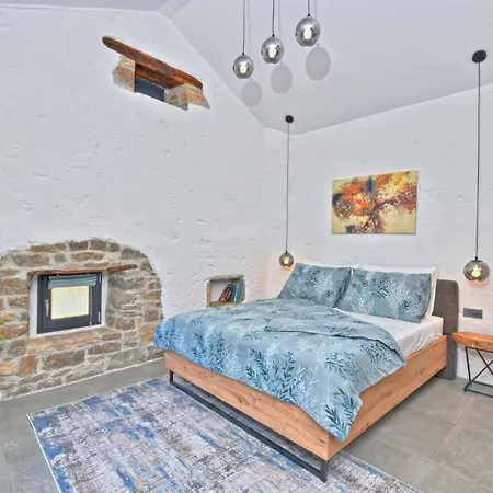 2140 Holiday home Marusici (Istria)