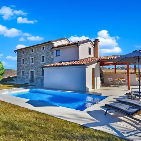 2140 Holiday home